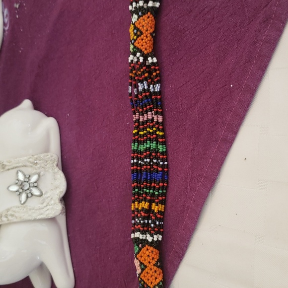 Hand beaded Native American necklace. - Picture 2 of 5